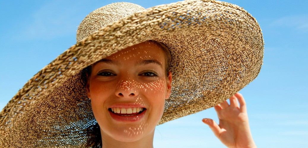 Biodegradable sunscreen reef friendly