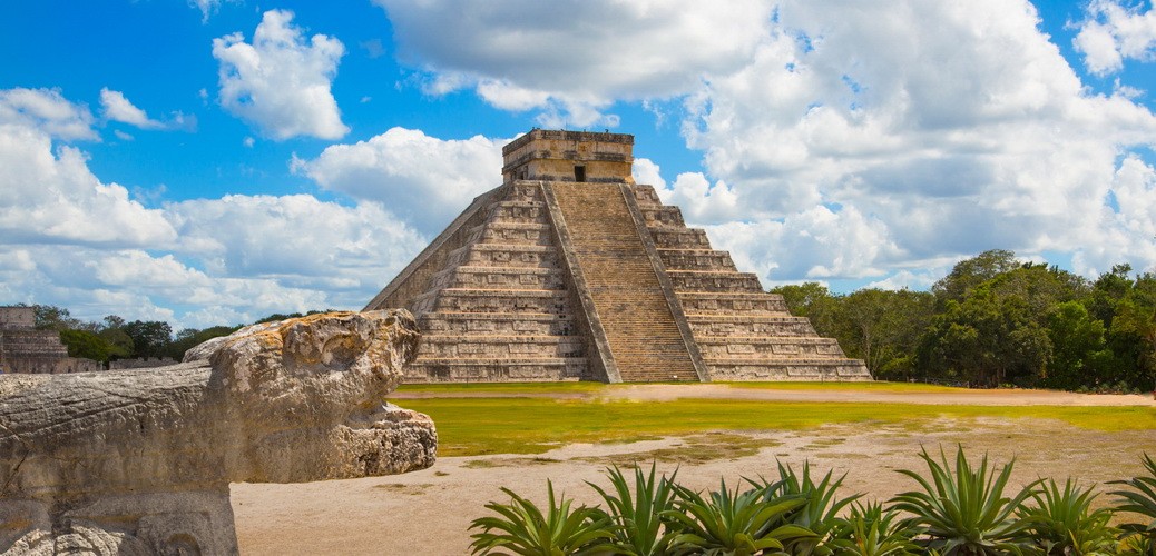 Travel Guide Chichen Itza Mayan Ruins