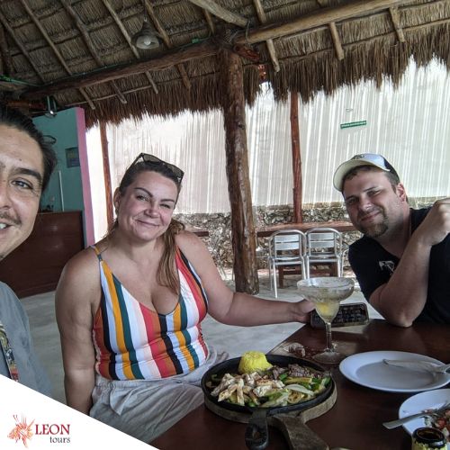 Mexikanisches Mittagessen auf Tacos und Bar Hop Tour Cozumel
