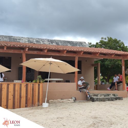 Beach Club on Cozumel excursion snorkeling and beach bar